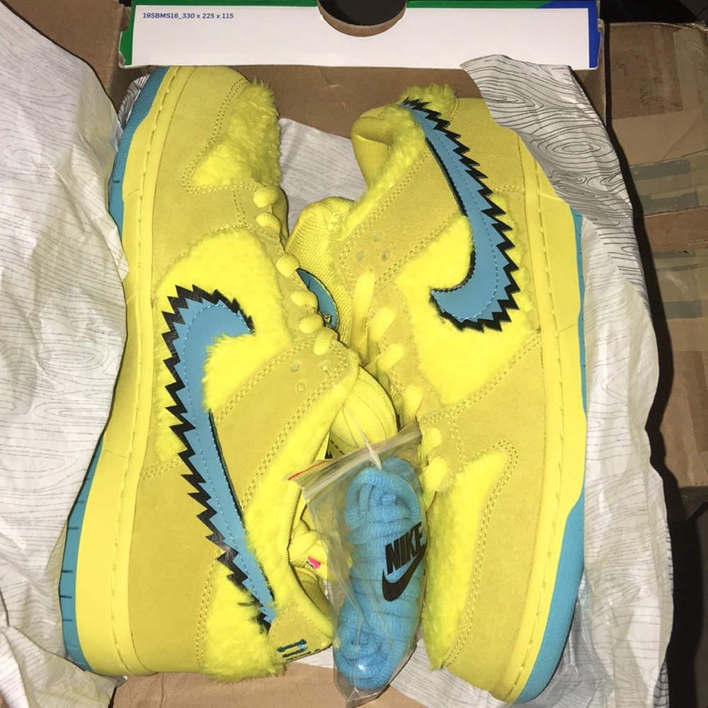 Grateful sb dunks
